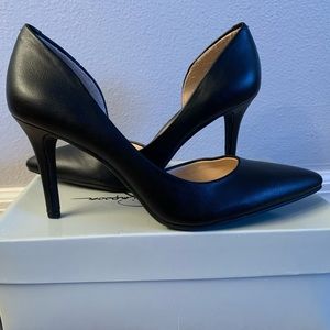 Jessica Simpson Black Heels
